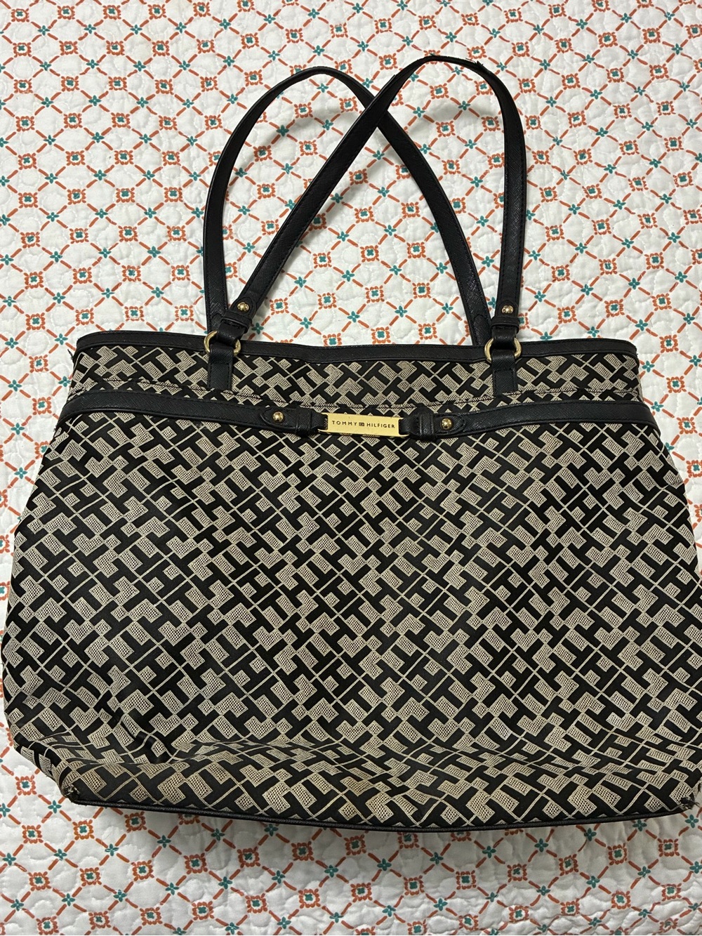 Tommy Hilfiger Black and Cream Geometric Tote